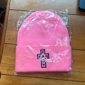 Pink beanie EAST VAN